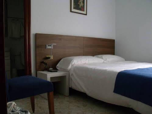 Pension Arroniz Ngoại thất bức ảnh
